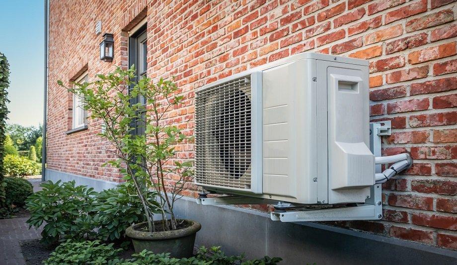 Minister Sells British Manufacturers Down The River