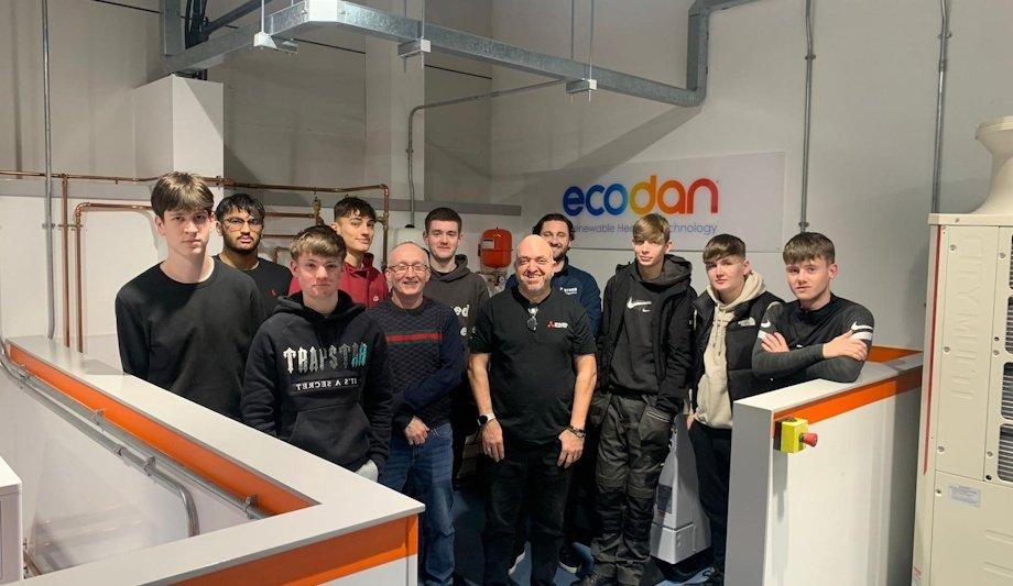Mitsubishi Electric And West Lothian College Green Push