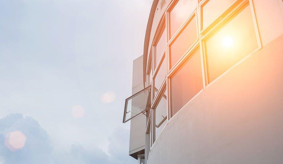 Overheating In Residential Buildings: Why You Should Combine Environmental And Smoke Systems