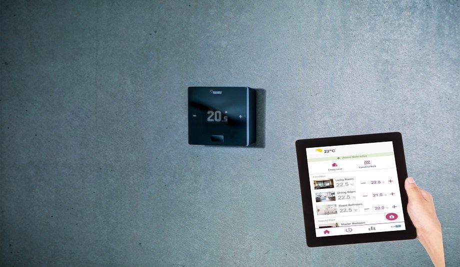 Smart Controls Boom Drives Efficiency Innovations