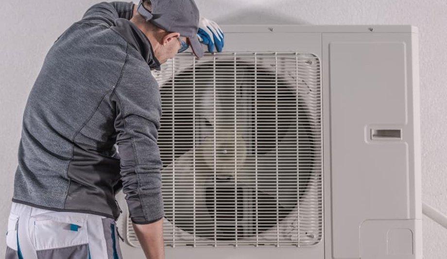 Air Source Heat Pumps: UK's Sustainable Heating Solution