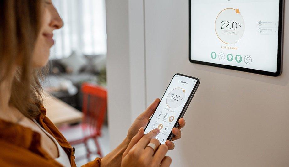 Using Near Field Communication (NFC) To Control HVAC Systems